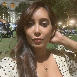 Meet your Posher, Sabrina